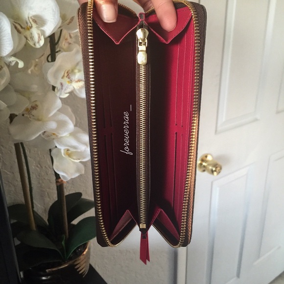 • • S O L D • •  (@mdowley) Louis Vuitton | Cle... - Picture 3 of 8